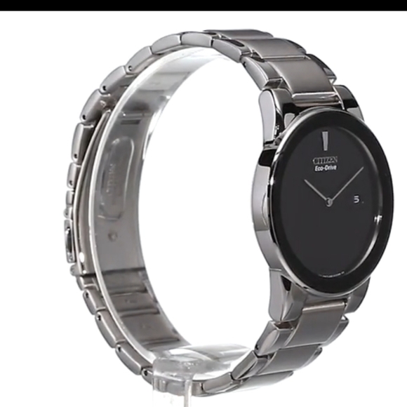 Citizen Axiom Eco-Drive Men's Watch (AU1060-51E) - Picture 2 of 8